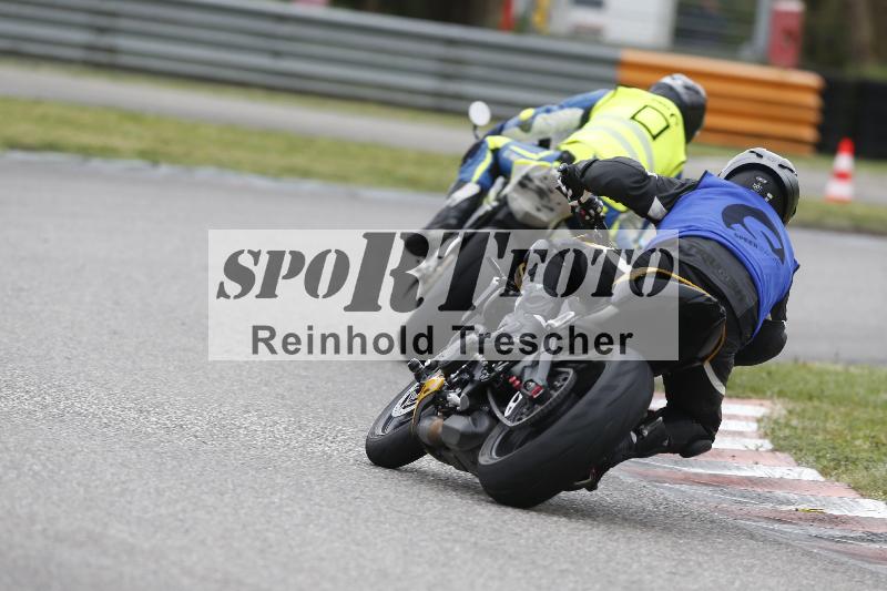 Archiv-2025/06 18.04.2025 Speer Racing ADR/Gruppe gelb/backside